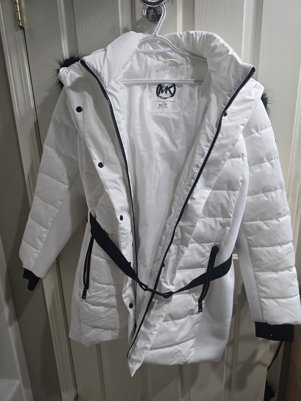 Michael Kors White Quilted Puffer Jacket with Black Trim and Belt